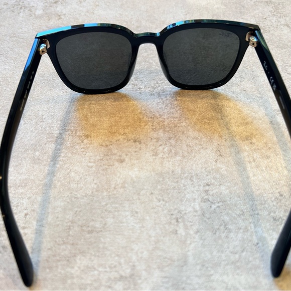 Ray-Ban Sunglasses RB4401D, Black - Picture 6 of 12